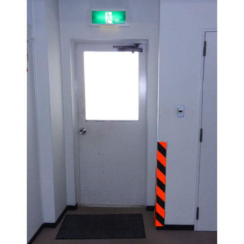 蛍光コーナーガード オレンジ/黒