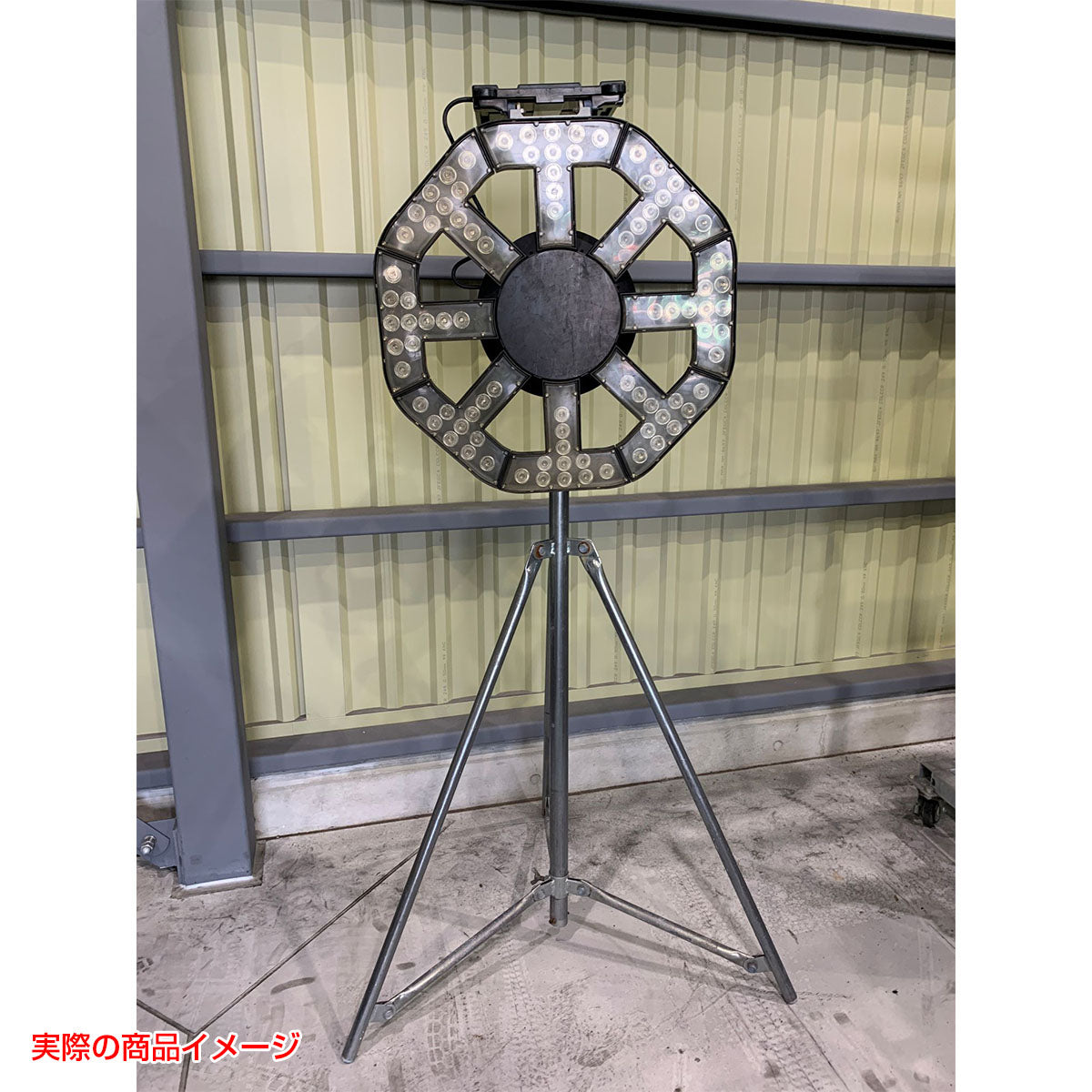 【レンタル】ソーラー式警告灯 SFL600 青緑・橙本体 三脚セット