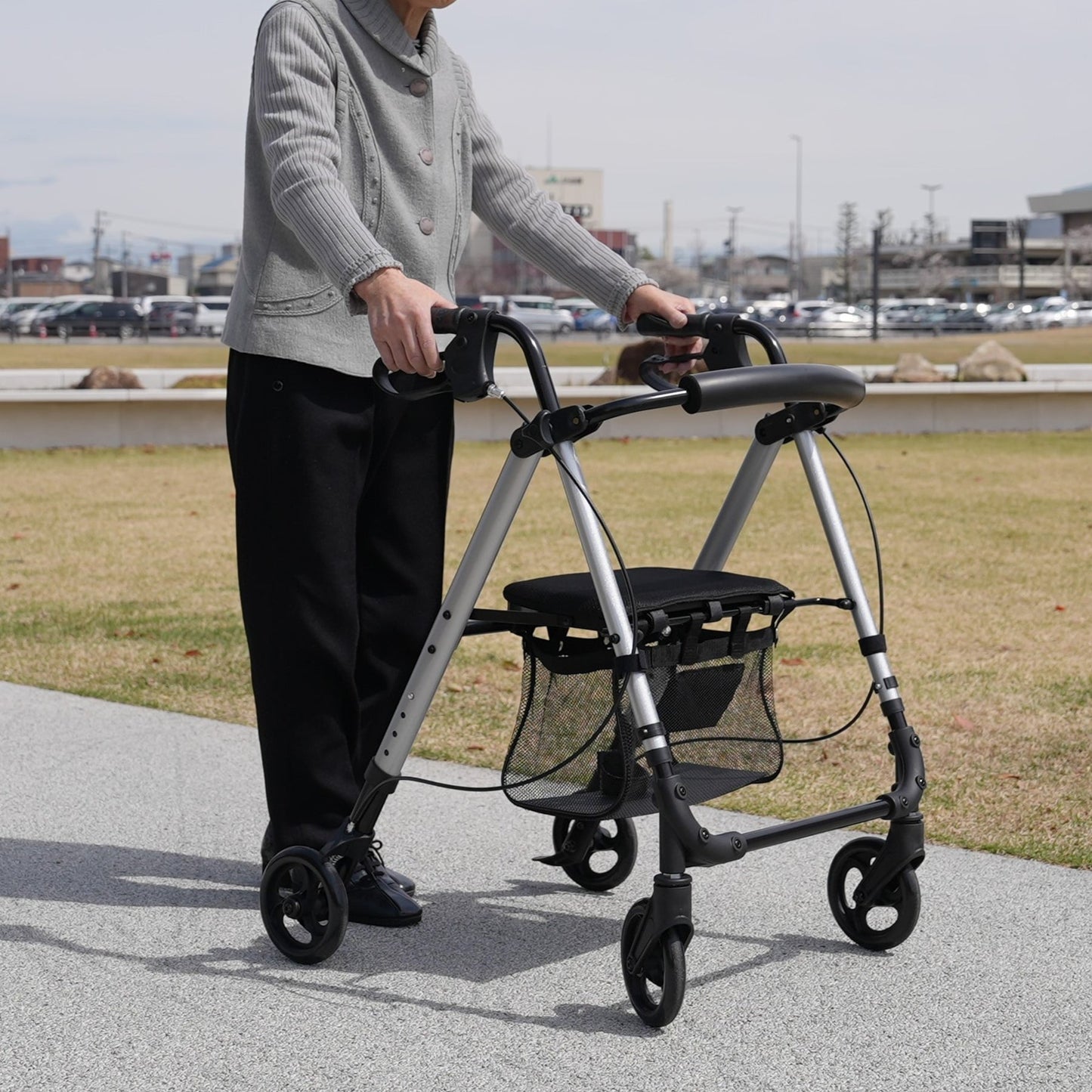歩行車