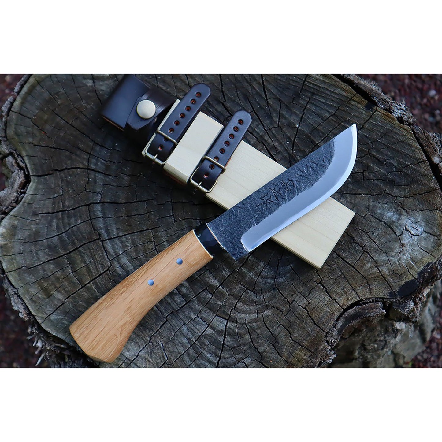 キャンプ剣鉈 120 白鋼 黒槌目 黒丸輪 樫柄 木鞘革バンド 晶之作