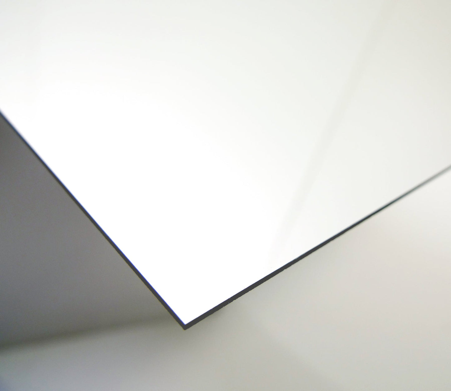 アクリルミラー H900mm x W600mm 厚み2mm