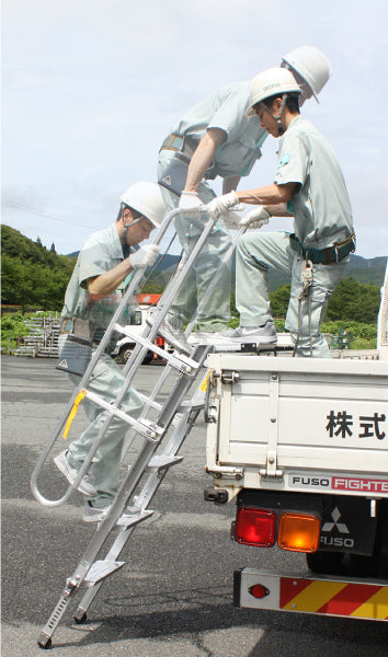 アルミ製トラック昇降ステップ トラックライム 垂直床高1016~1447mm REG-M