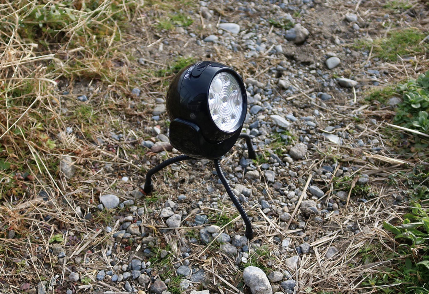 人感センサーライトくらやみ照らすっち ブラック