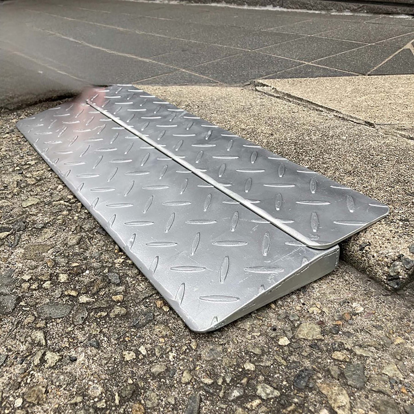 ジェントルスロープ(スチール) 20H