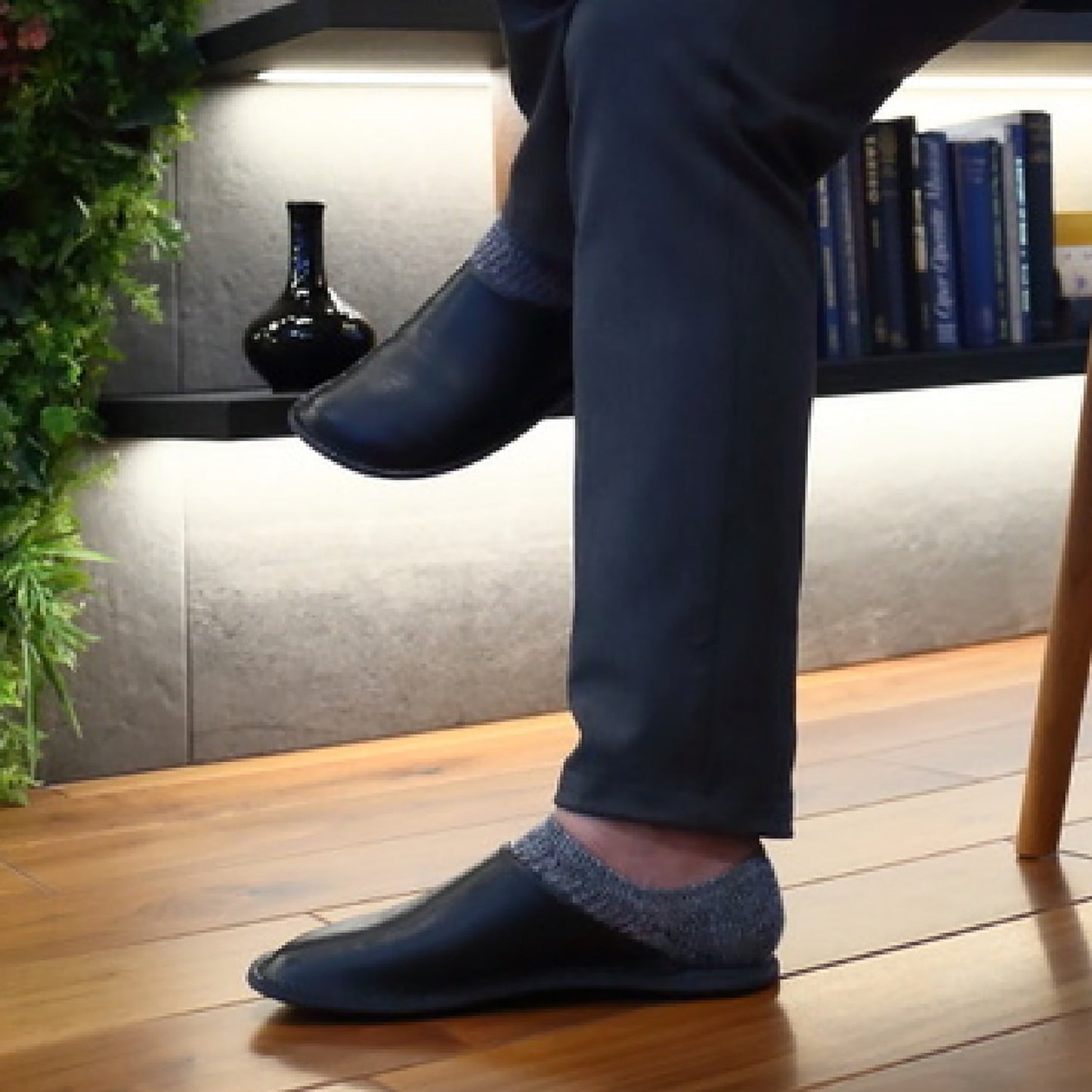 Reelaルームサボ本革スムース ブラック 23-24(Lady)