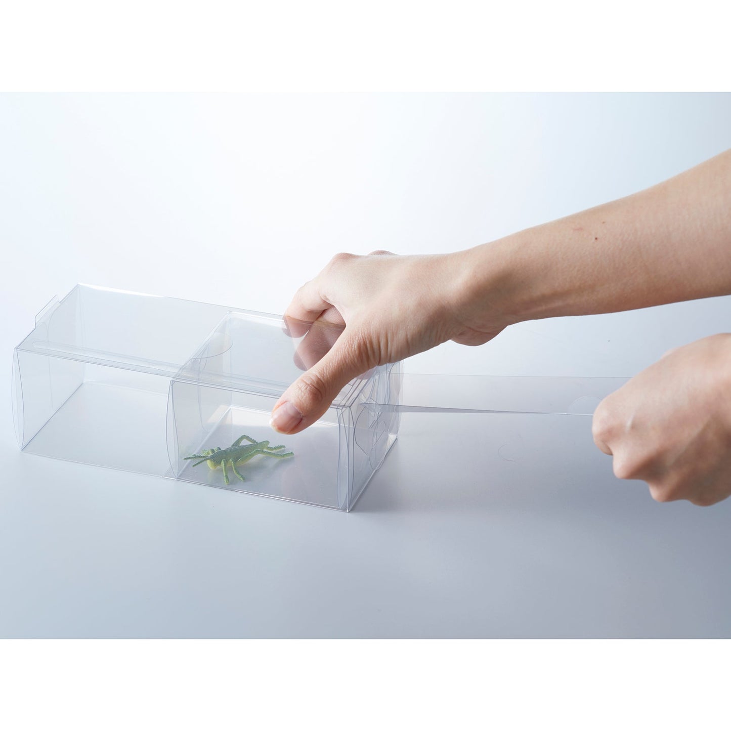 【AMC-100】触らず むしキャッチリー 害虫捕獲用品