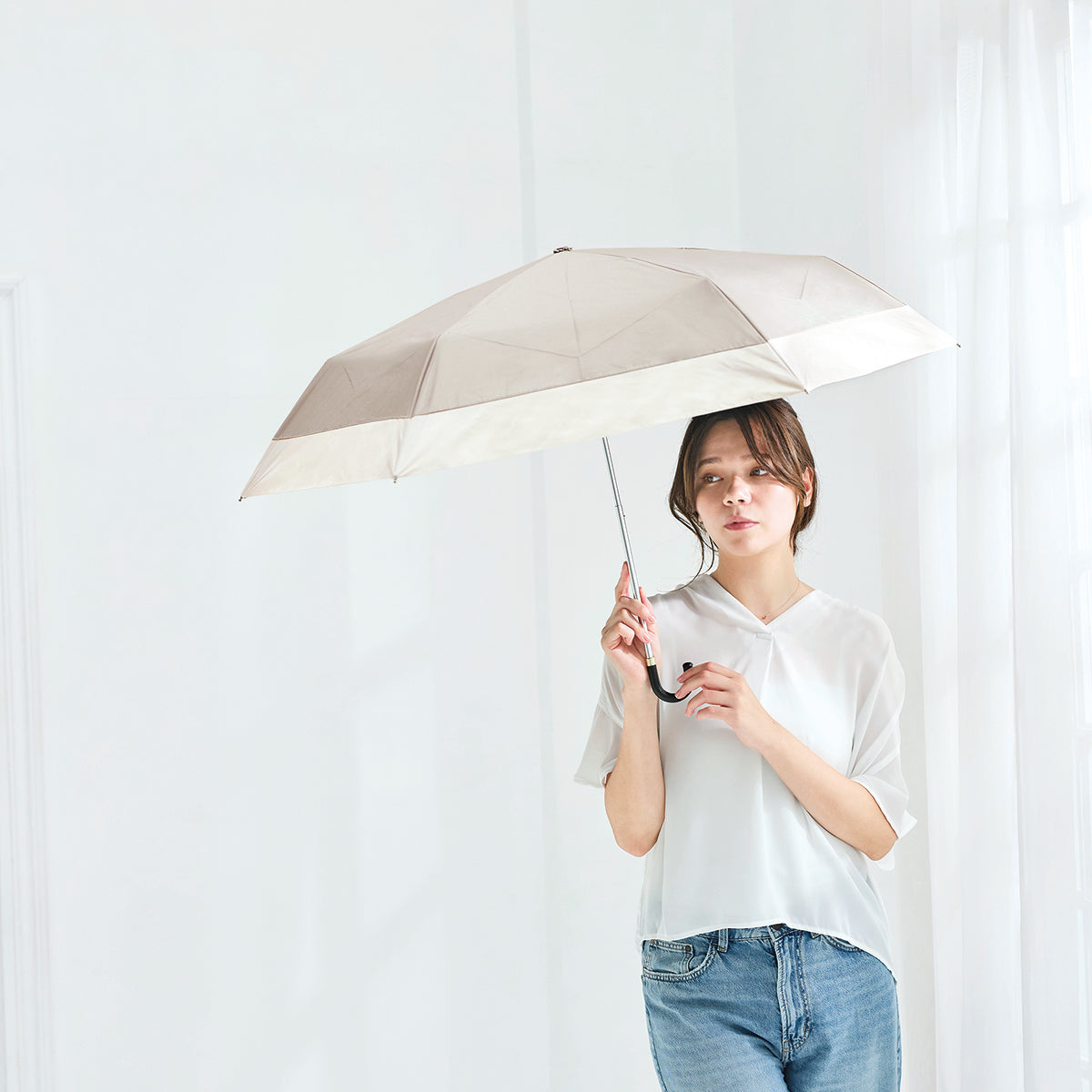 UVペールバイカラー折 晴雨兼用折りたたみ傘 ベージュ