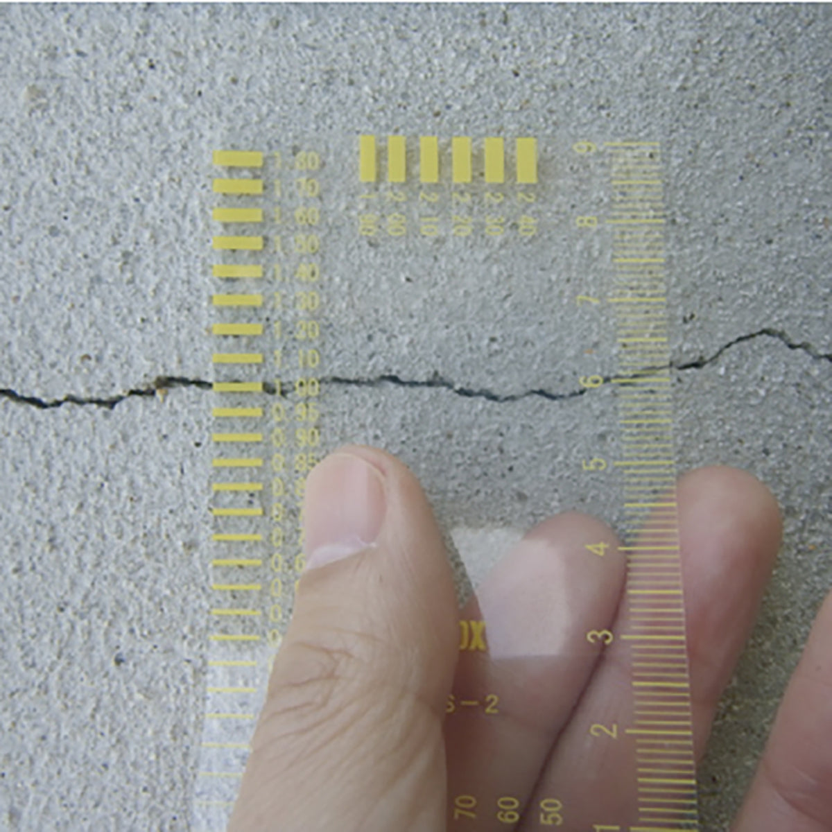 クラックスケール CRKS-2Y ひび割れ試験機 黄目盛/透明タイプ 55×91mm