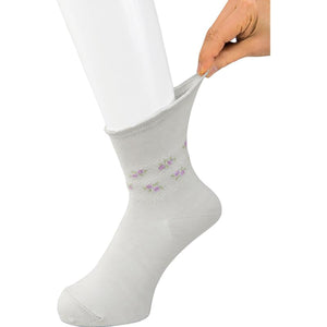 らくらくフィットクルーソックス(花柄) グレー 22~24cm