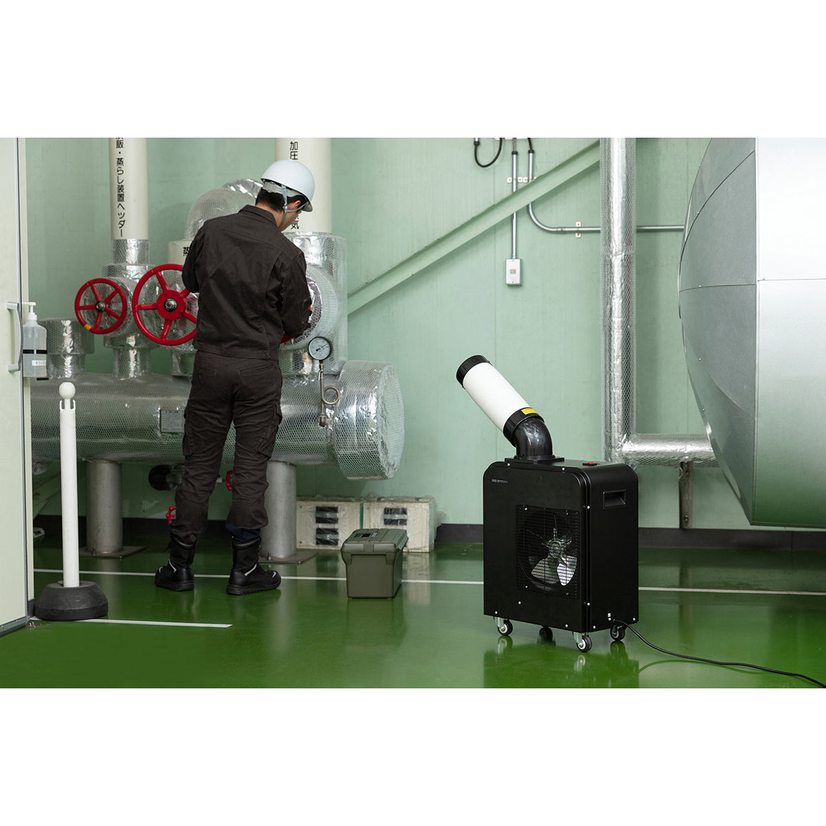 スポットクーラー 1.8kW ブラック ISAC-0802-B