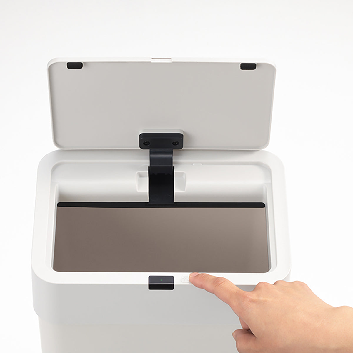 センサー式 ごみ箱 15L M ホワイト