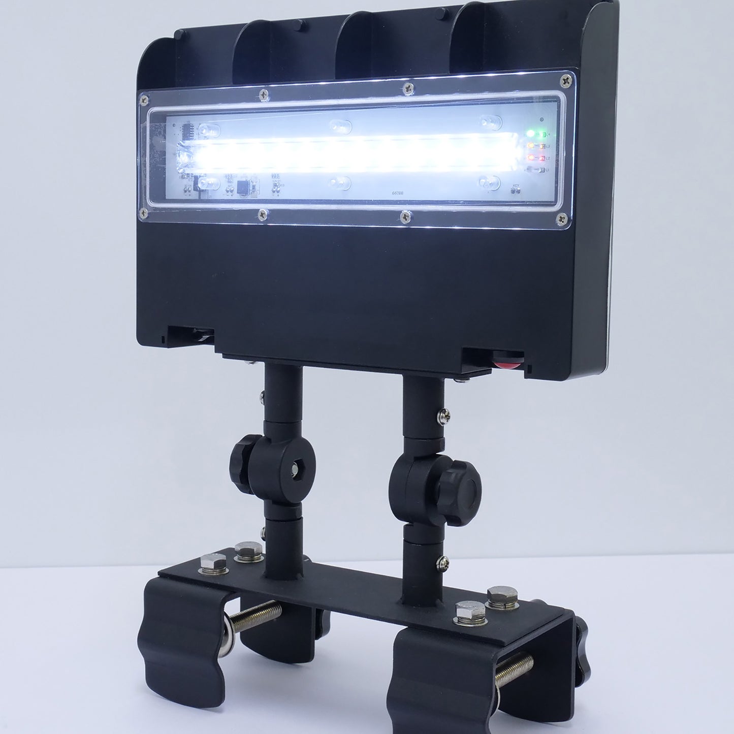 ソーラー式ＬＥＤ看板灯