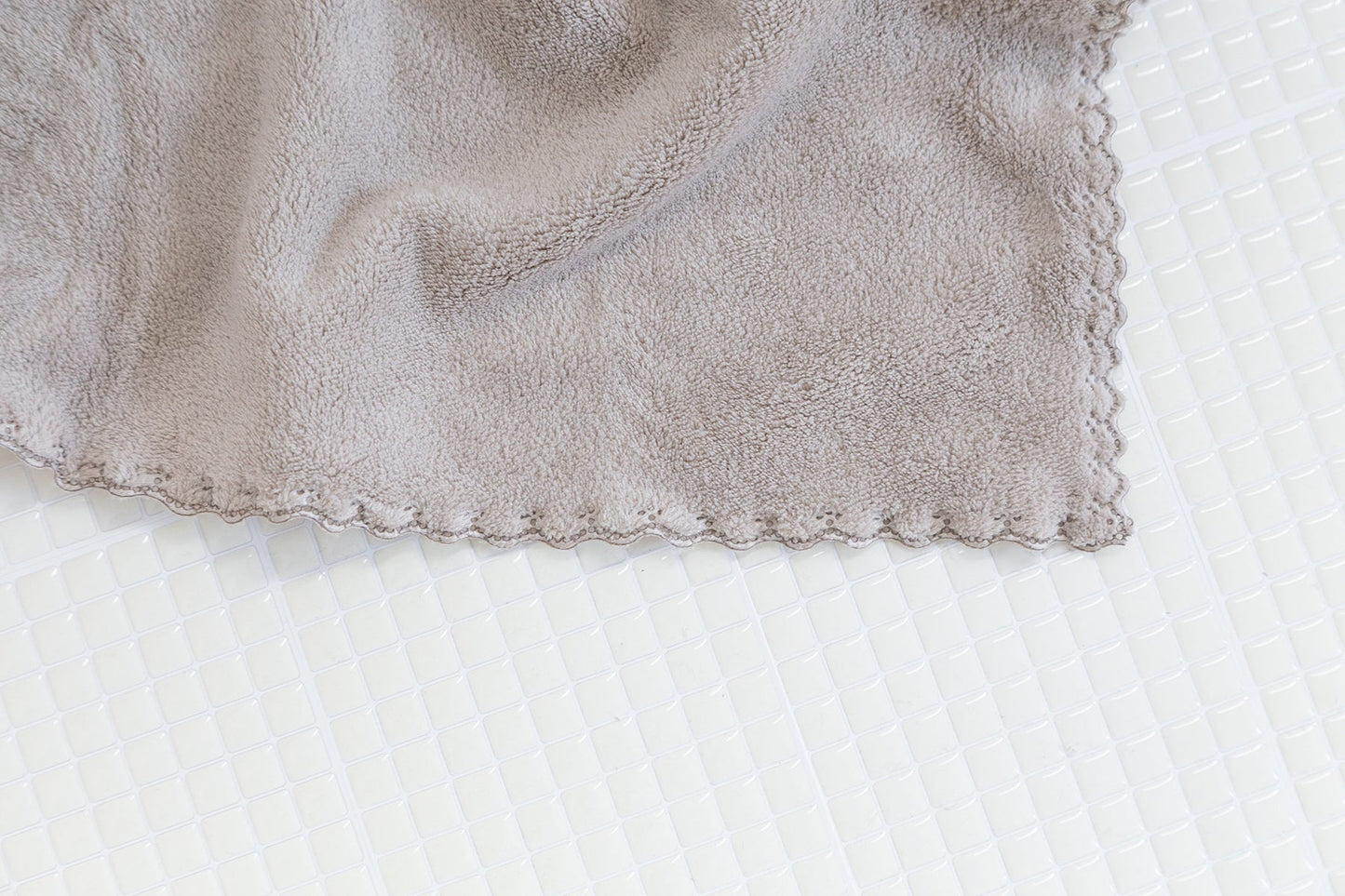 ０３’５９’’　　ＱＵＩＣＫ　ＨＡＩＲＤＲＹ　ＴＯＷＥＬ　グレー
