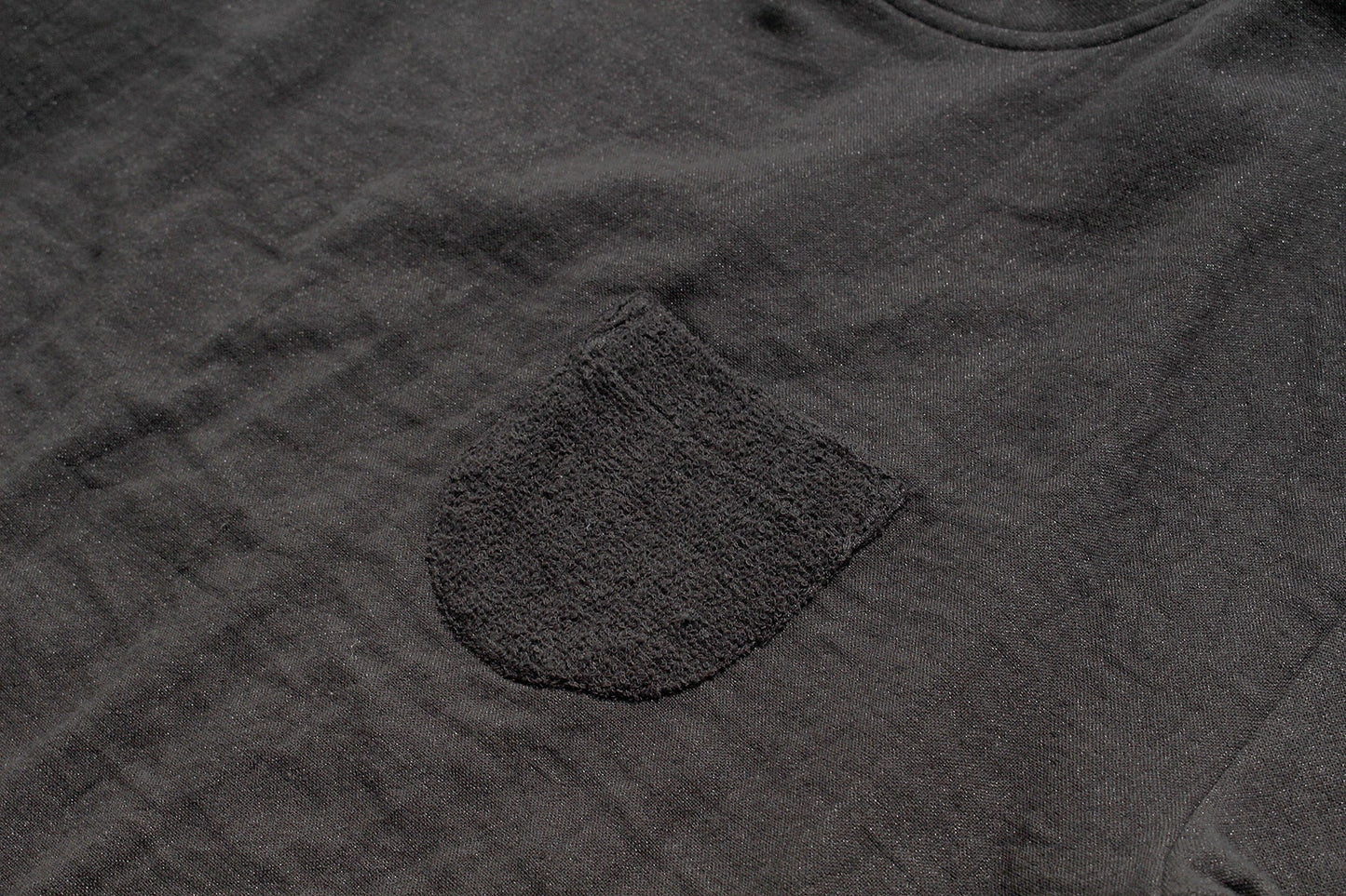 ｕｒａ　ｐｉｌｅ　Ｔ－ｓｈｉｒｔ　Ｍサイズ　オリーブ