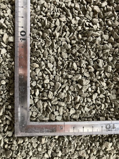 滑り止め７号砕石　５Ｋｇ