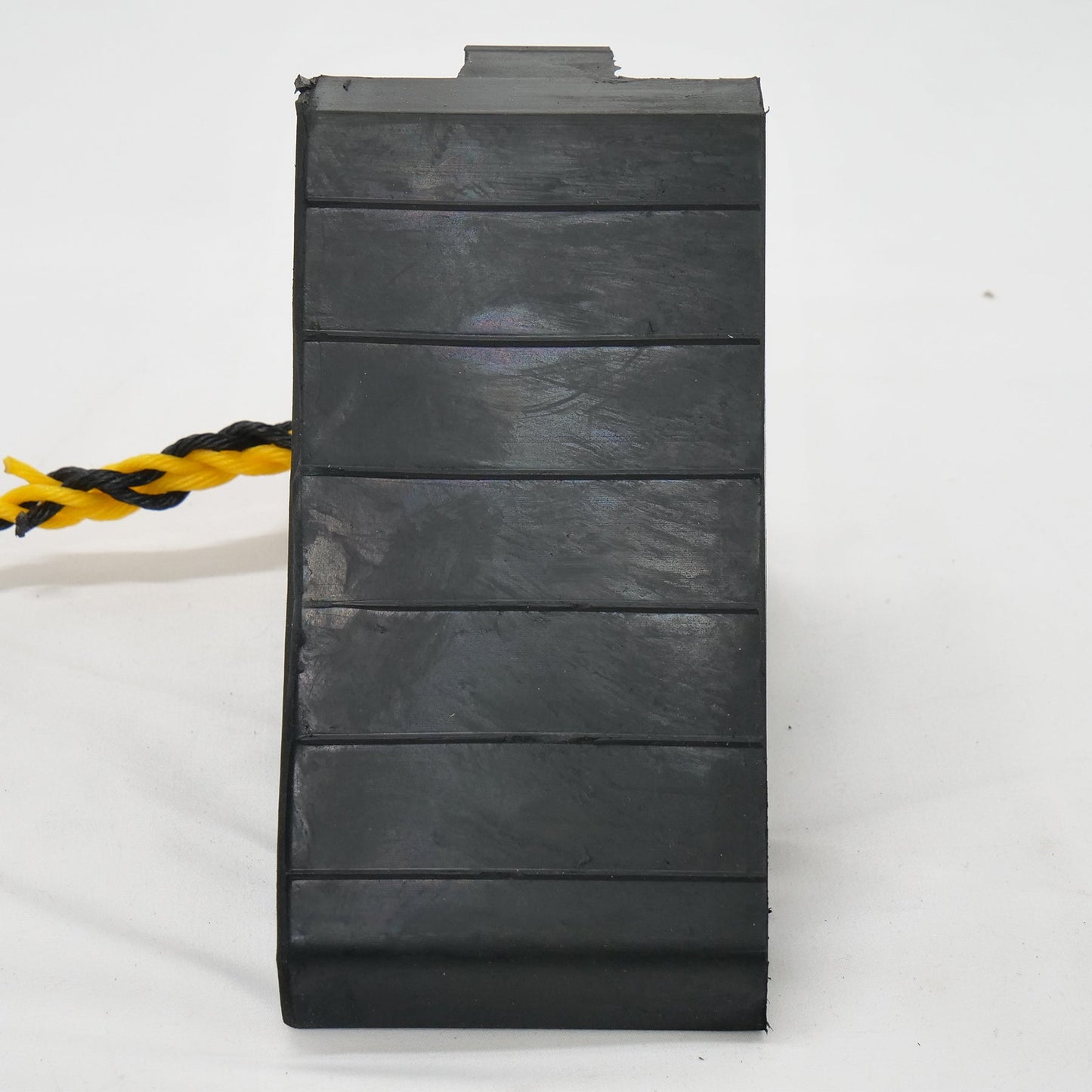 タイヤストッパー　マグネット付　４個入