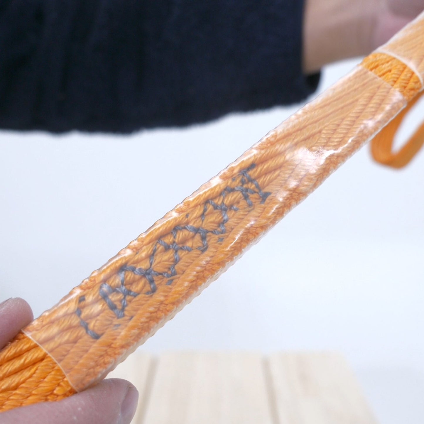 梯子用台付ストラップ　０．６２ｍ