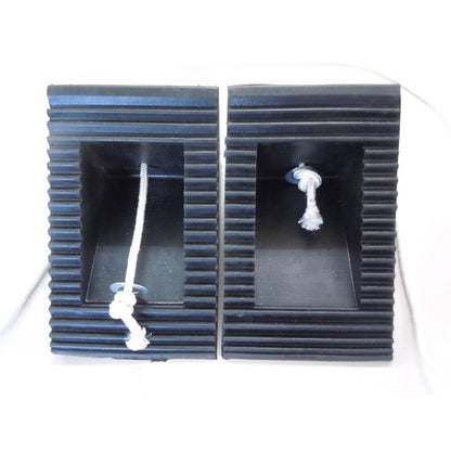 ７６ｘ１２５ｘ６７ｍｍ　タイヤストッパー（２個組）