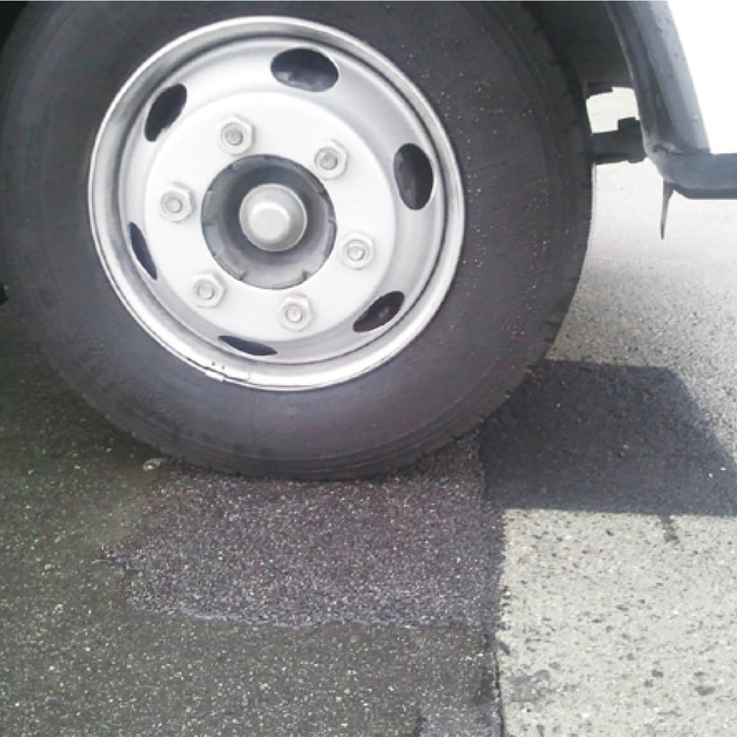 常温全天候型道路補修材　オレンジパッチ細密型　２０ｋｇ入り