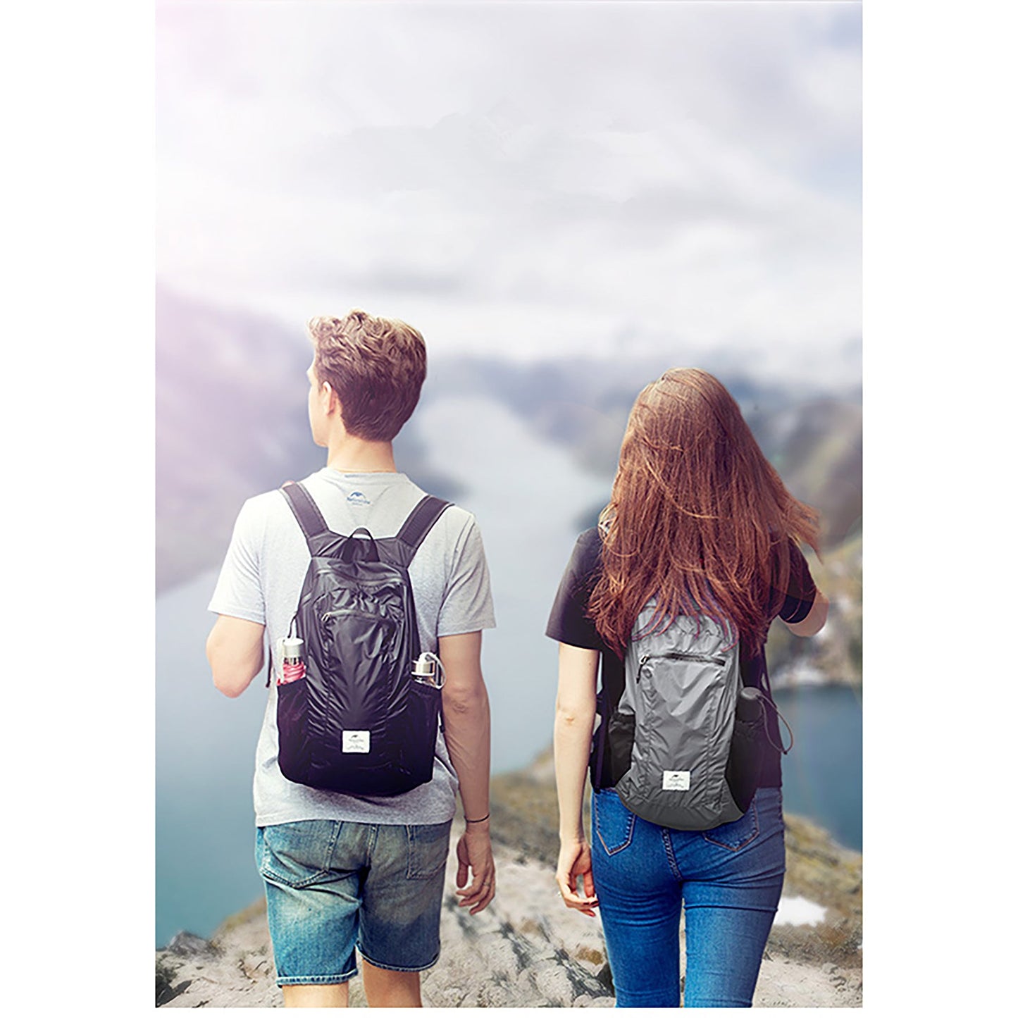 折り畳み撥水アウトドアバッグ　ブラック　軽量　コンパクト　キャンプ　散歩　買い物　防災