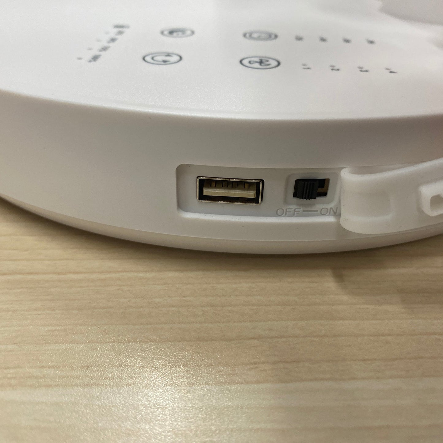 エグゼラックス　コードレス扇風機サーキュレーター　２５ｃｍホワイト