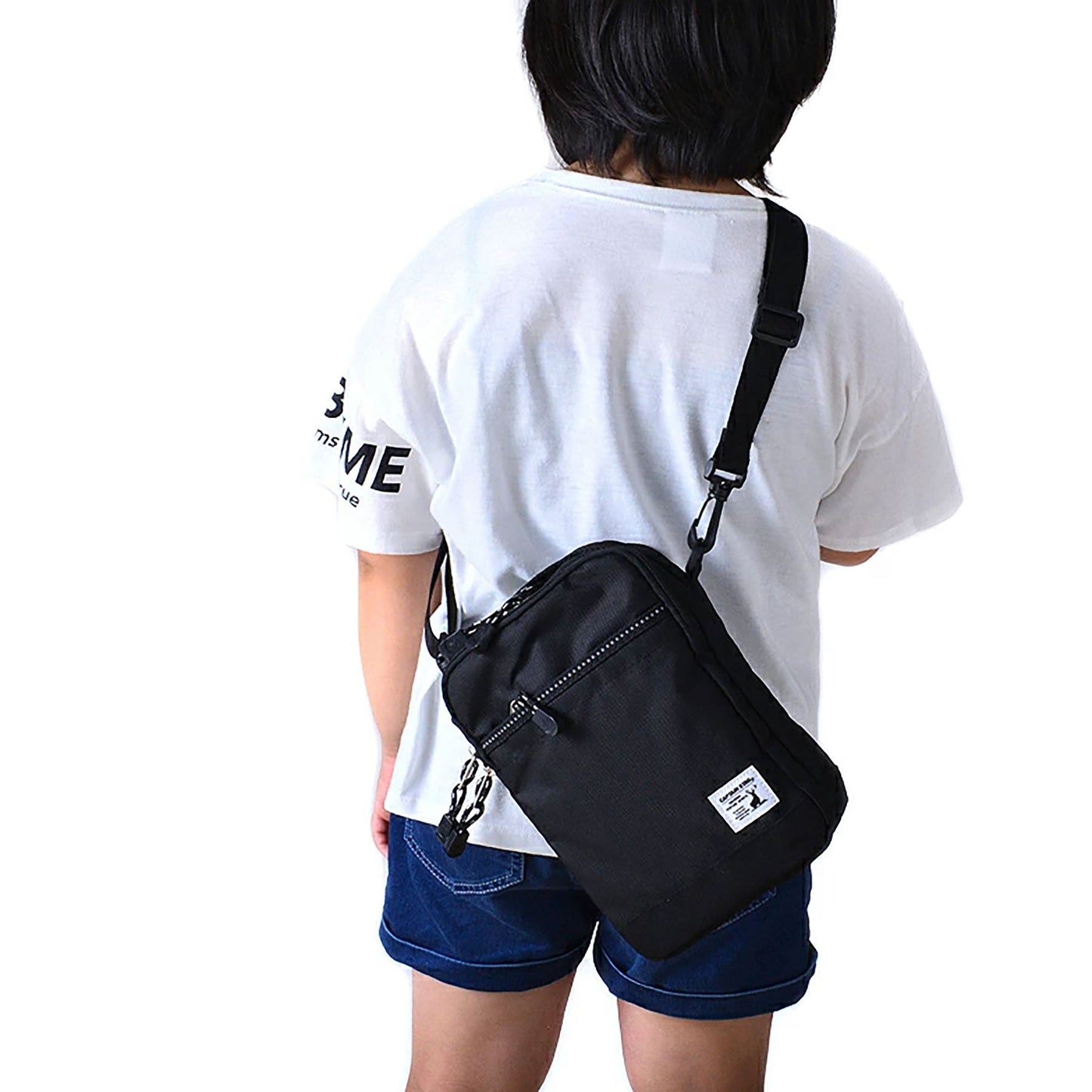 ＣＡＰＴＡＩＮ　ＳＴＡＧ　縦型ショルダーバッグ　１２６４　ブラック