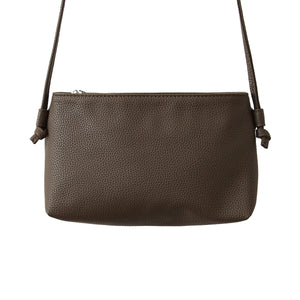 合皮シンプル　あおりポケットショルダー　ＧＧ