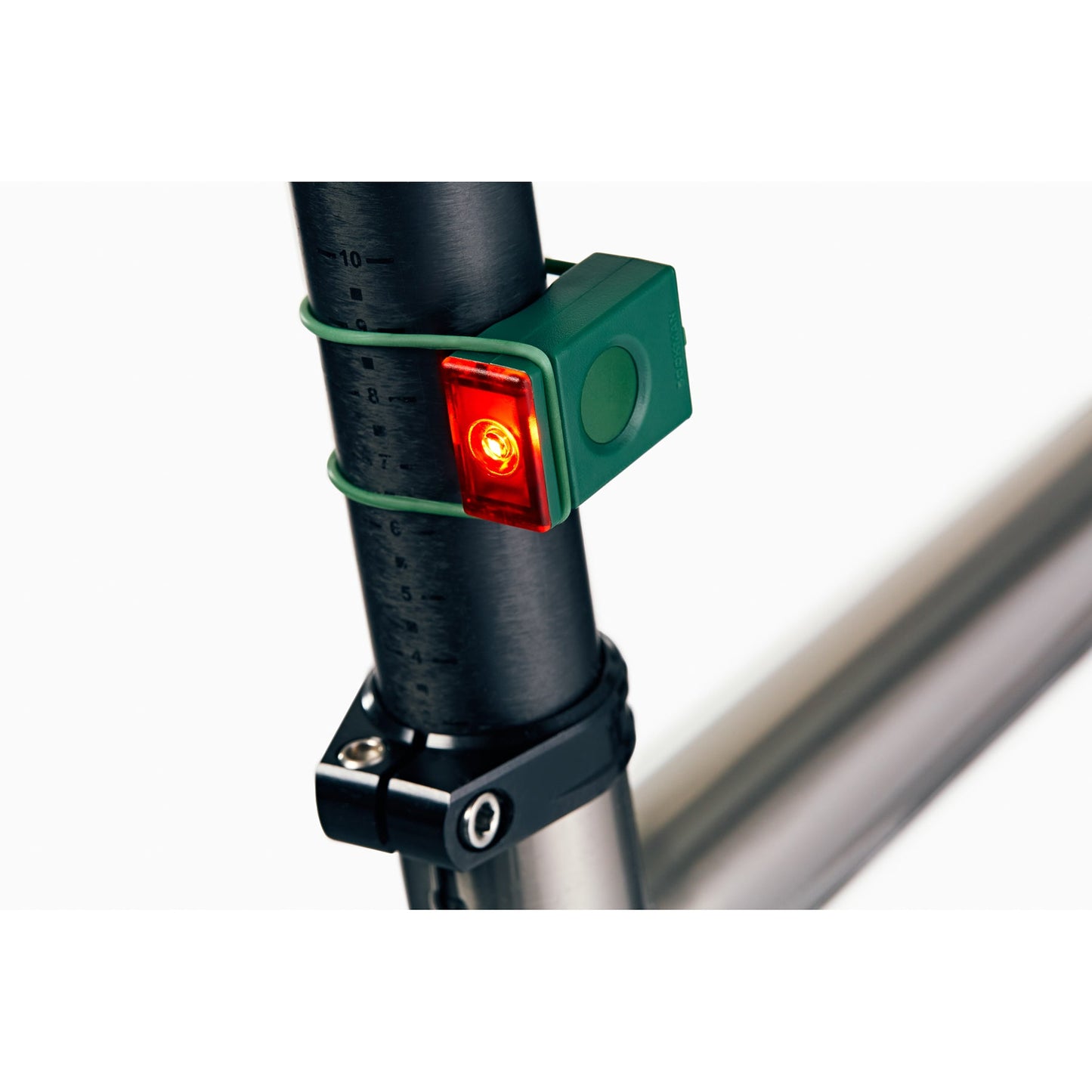 Ｂｌｏｃｋ　Ｌｉｇｈｔ　Ｒｅａｒ　自転車用ライトリア　Ｇｒｅｅｎ