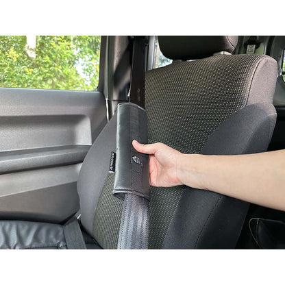 カー用品　ミリタリーエディション　シートベルトパッド２Ｐ