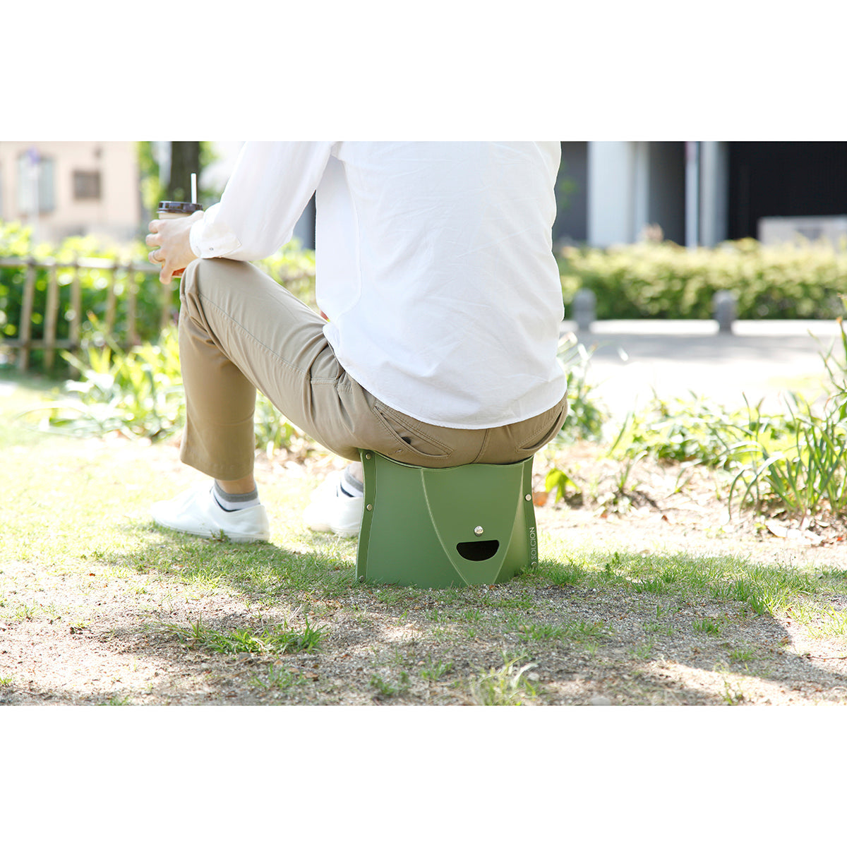PATATTO180 折りたたみ椅子 オリーブ