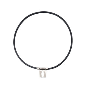 アングル e.モデル 01ネックレス プラチナ　Mサイズ