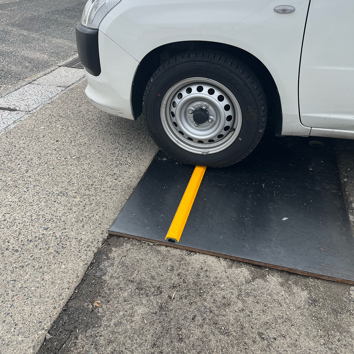 ゲートストッパー　２本入り