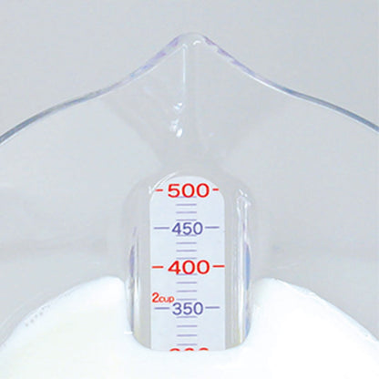 見やすい計量カップ　６００ｍｌ