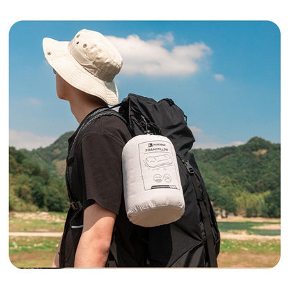 携帯用折り畳み枕（水色）　ＨＫ２４ＳＳ０４３　幅４３０×奥行１１０×高さ２２０