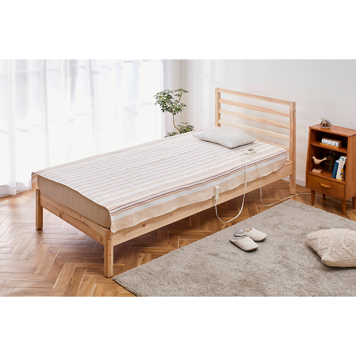電気毛布　掛け/敷き毛布 ブラウン　EHB-1813-T