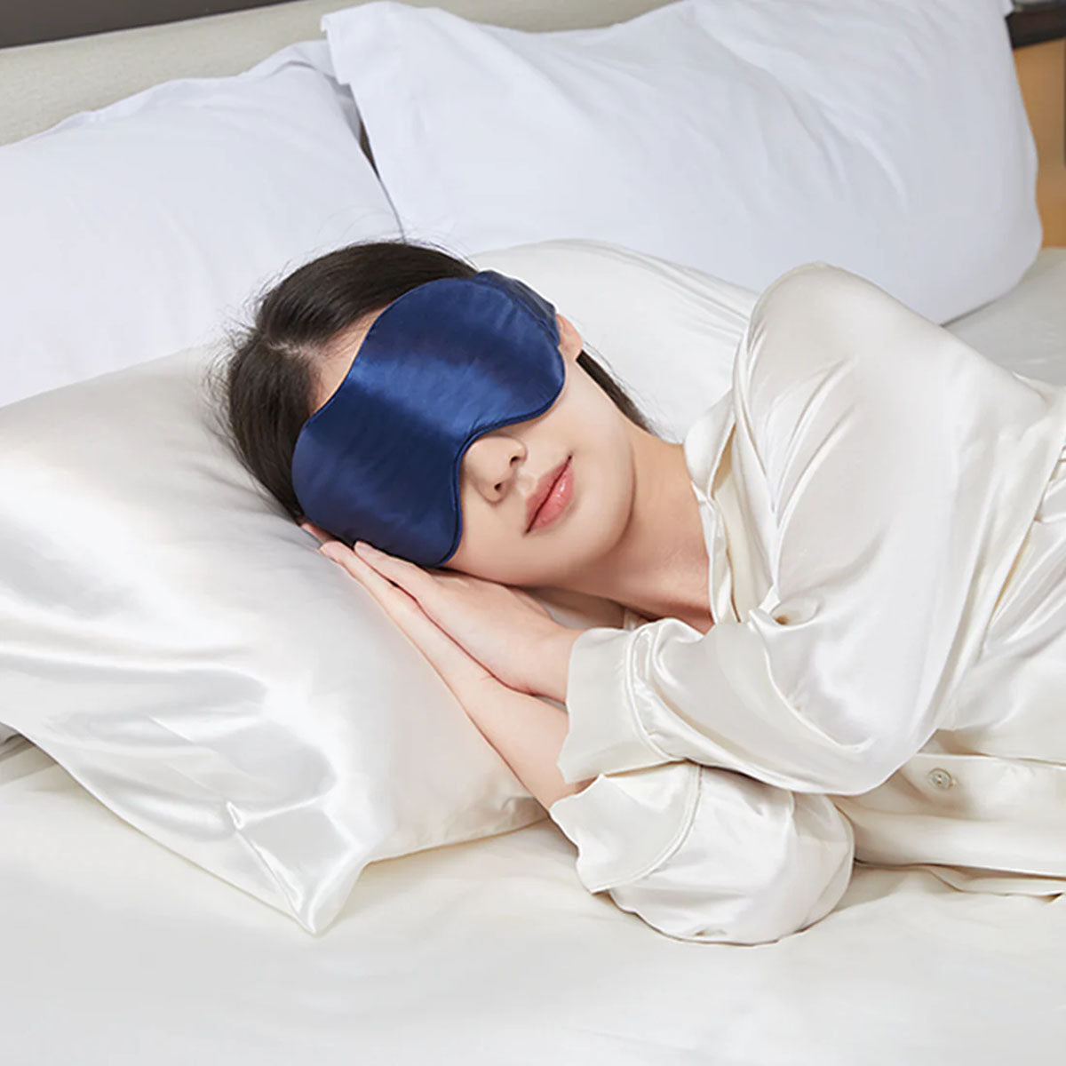 シルク アイマスク 睡眠 旅行 リラックス ネイビー