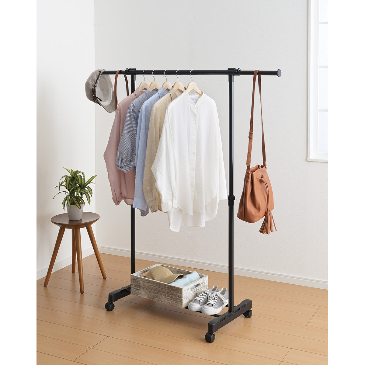 シンプルハンガーラック プラス 収納