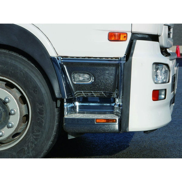 ステップカバーR/L アッパー クオン 572281