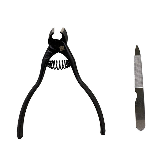 剣謙心　黒染ニッパー型爪切　桐箱入