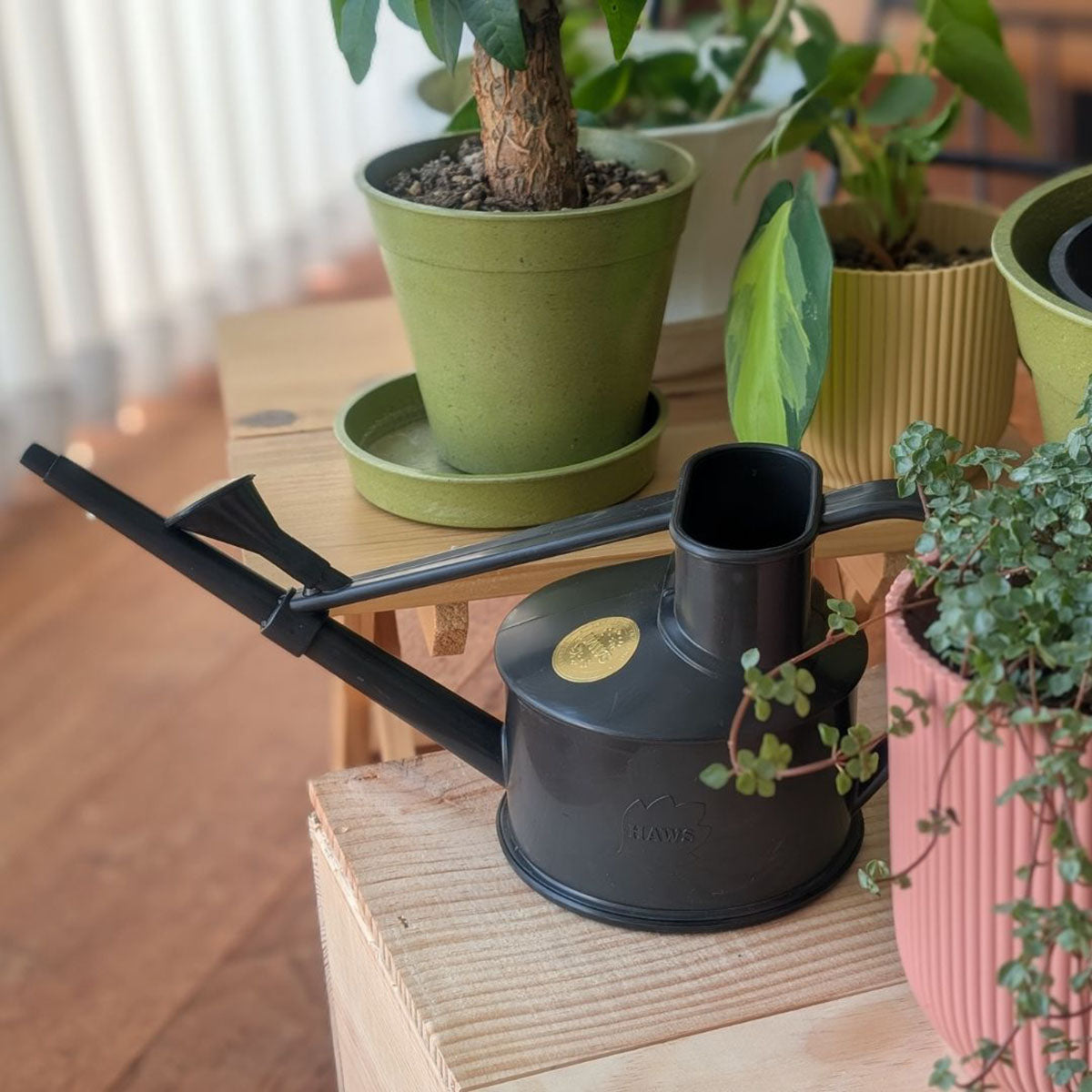 Handy Indoor ジョウロ ガーデニング 0.7L ブラック