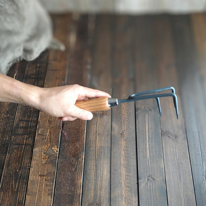 Hand 3 Prong Cultivator Carbon Steel ハンド熊手