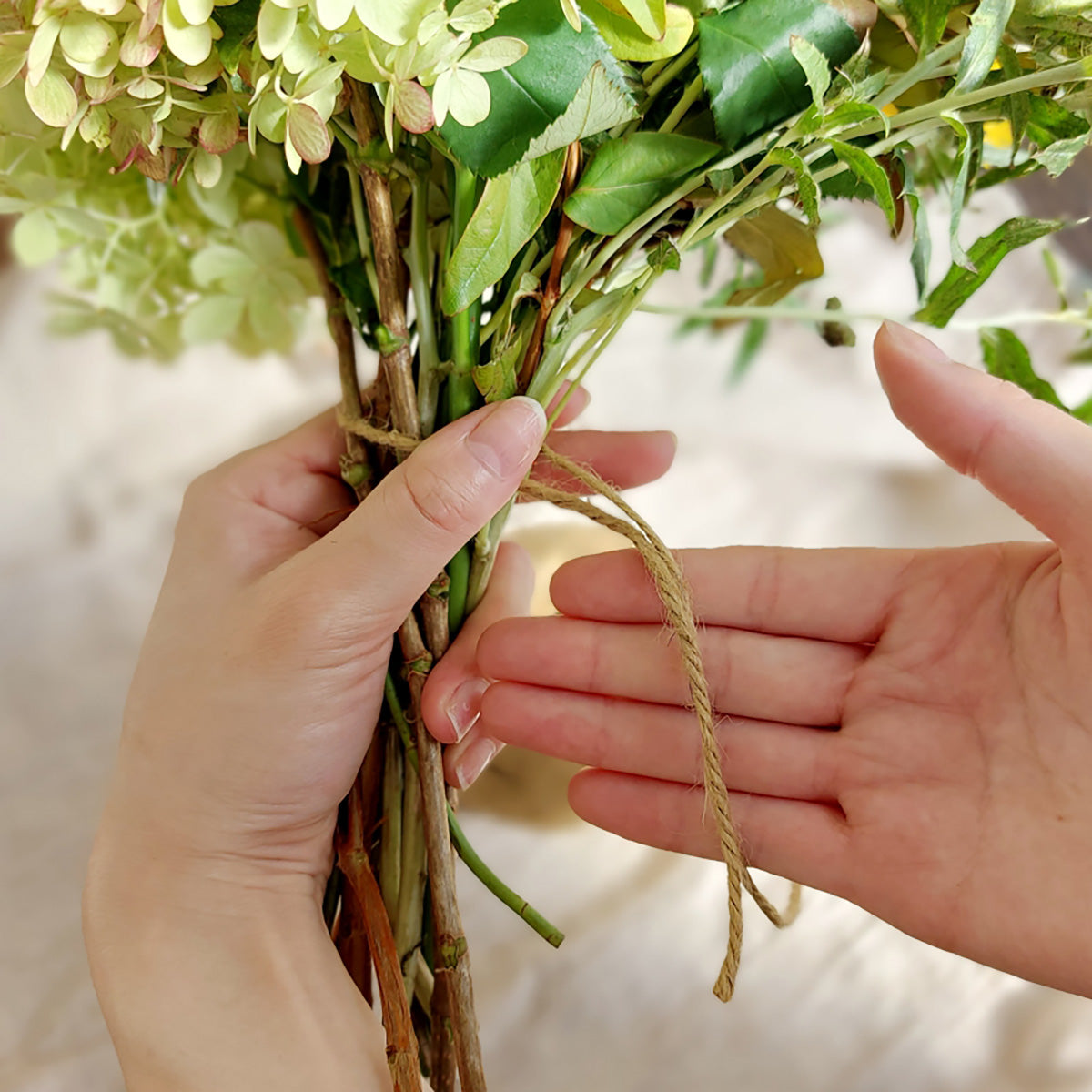 Jute Stone Twine Bleached 麻ひも 150m ナチュラルストーン