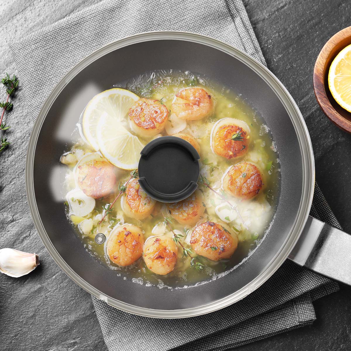 every U.　強化ガラス蓋（蒸気穴付き） 　26cm