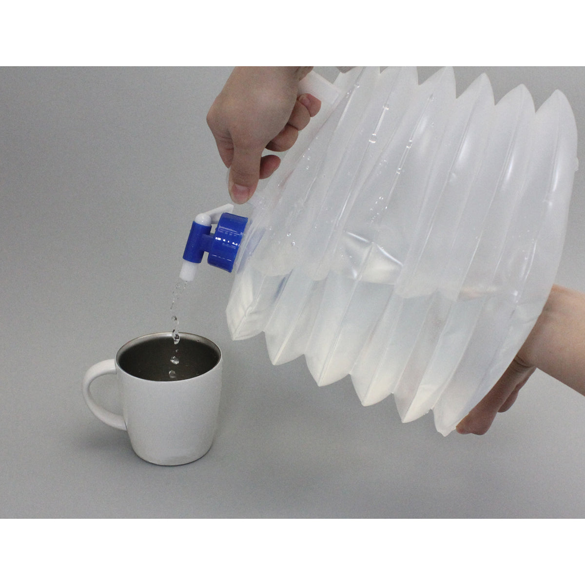 防災用ポリタンク　コック付き　１０L