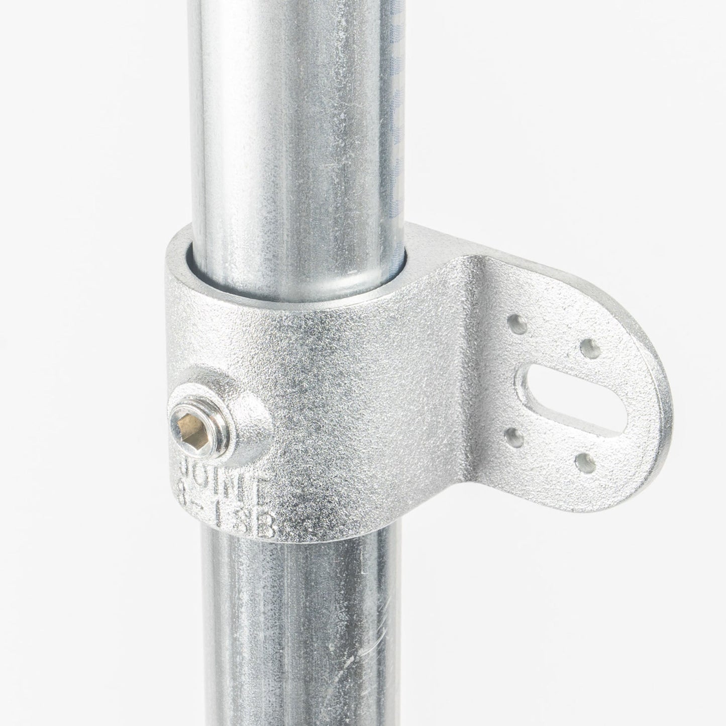 単管用ジョイント金具　Sタイプ　シングル羽根付き　板留