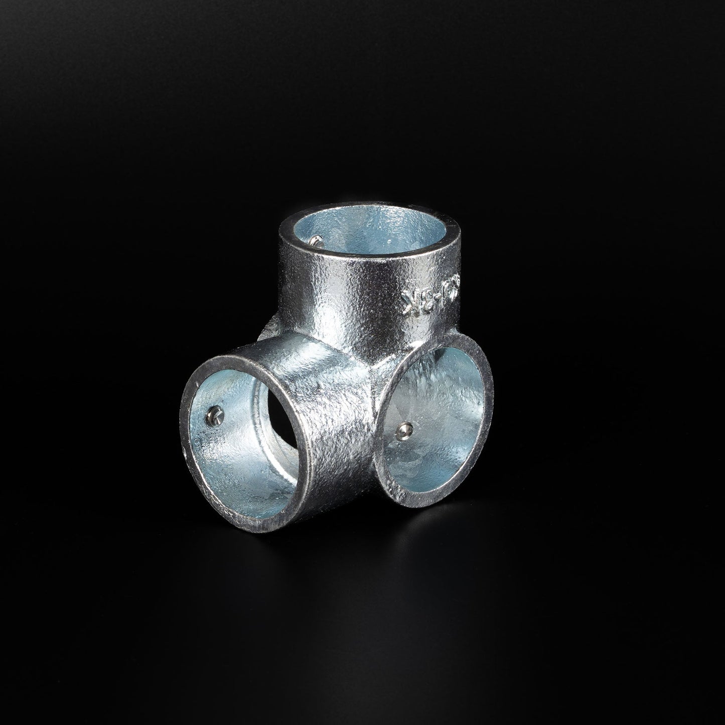 単管用ジョイント金具　Kタイプ　中間コーナーK継ぎ