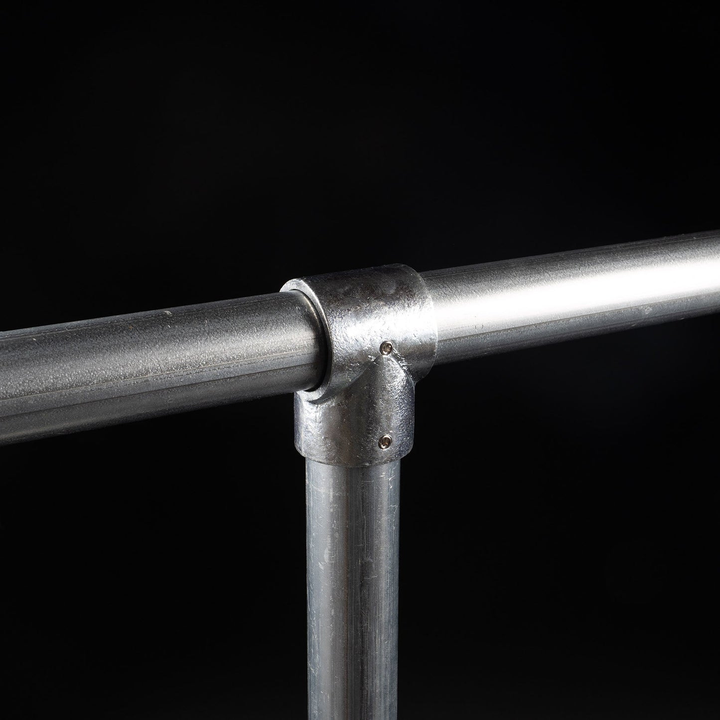 単管用ジョイント金具　Kタイプ　貫通T継ぎ