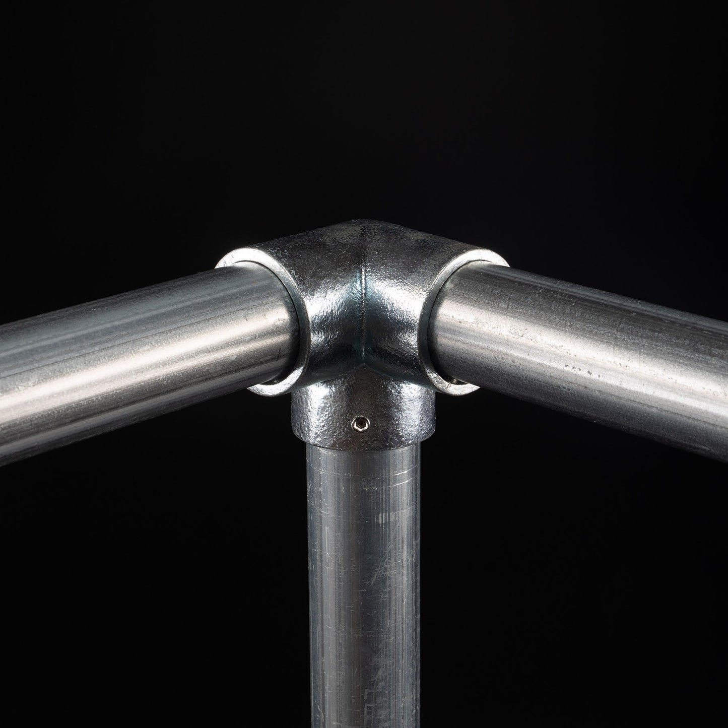 単管用ジョイント金具　Kタイプ　コーナーY継ぎ