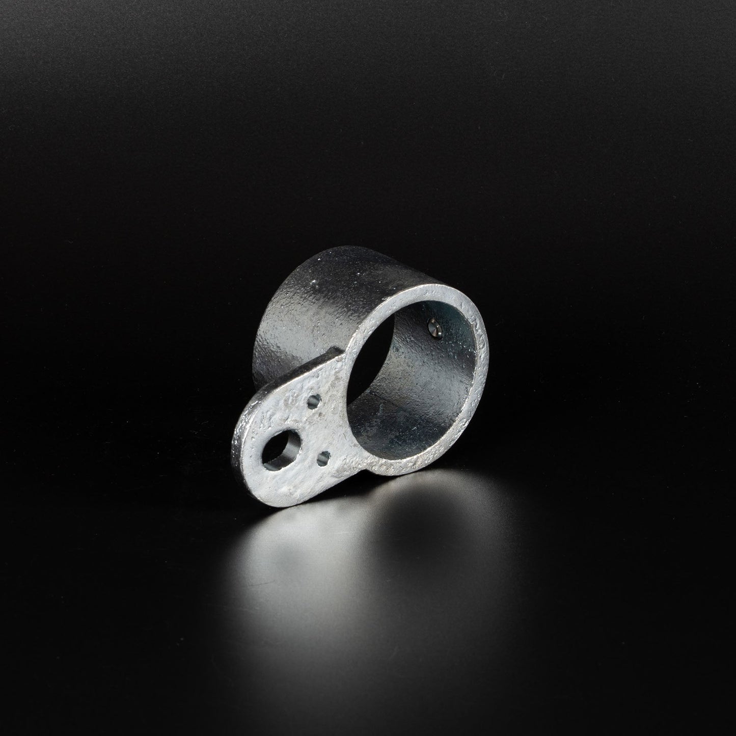 単管用ジョイント金具　Kタイプ　シングル羽根付き　ベース