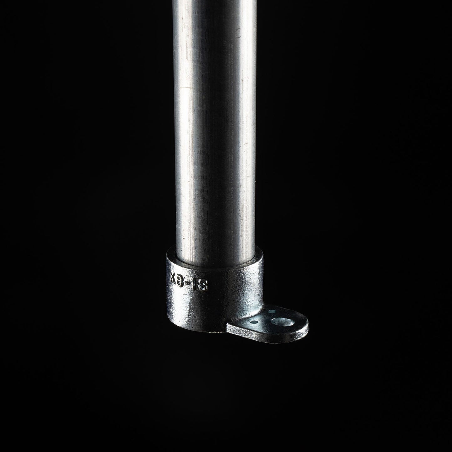 単管用ジョイント金具　Kタイプ　シングル羽根付き　ベース